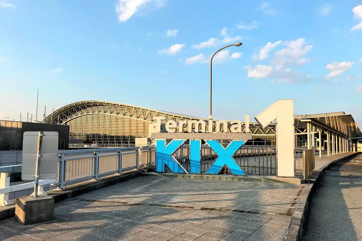 Kansai Airport KIX Meeting Point